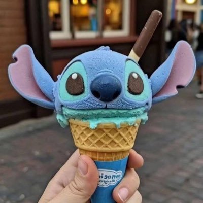 SUCHIDESILVA07's profile picture. 