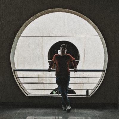 MrEzzatNG's profile picture. ايوه يا سيدي انا السئ في رواية الجميع