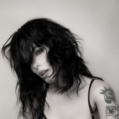 jengibreymieel's profile picture. chile para los chilenos 🇨🇱🇨🇱🇨🇱🇨🇱