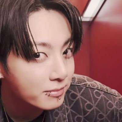 shiro36623's profile picture. 無言フォローいいね♡失礼します✨

グク🐰よりのグテペン🐰🐻です💜💚
毎日バンタンから元気もらってます‼
周りにアミ友がいないので仲良くしてください💜💚
新アミ40↑🔰無言フォロー🆗タメ口🆗

#大人armyと仲良くなりたい
#大人armyと繋がりたい
#BTS