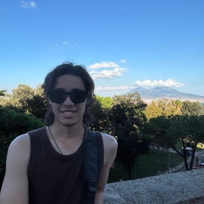 icarolllp's profile picture. プロボイカロ
北海道大学
理学部物理学科
Catolico Romano🇻🇦
Deus in audiutorium meum intende.