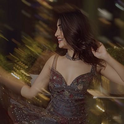 reb23_'s profile picture. 