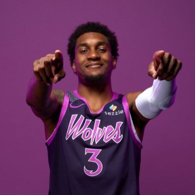 2wordsnazreid's profile picture. free palestine 🇵🇸 #WolvesBack 🐺