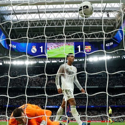 DMiddy78's profile picture. “small minds only travel short distances” Middius Maximus 2018