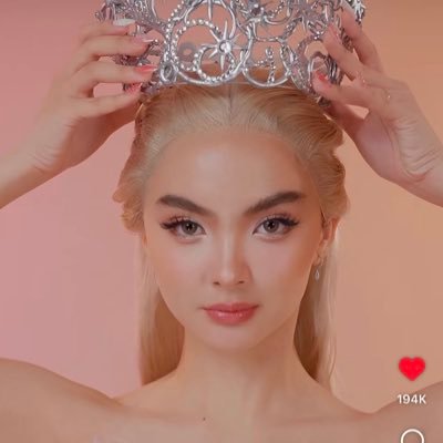 notyoursabrina_'s profile picture. 🩵