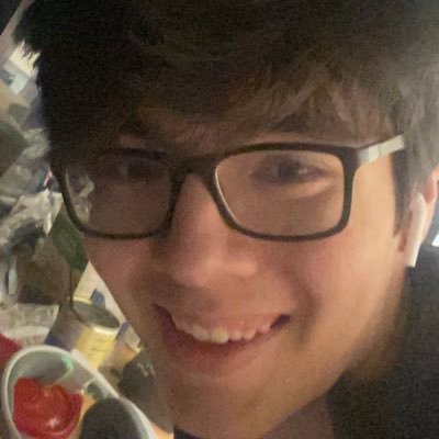 Emawnish's profile picture. 21. unintelligent nerd. annoying.kooky. ED. Humbly awaiting any rapture. u of i