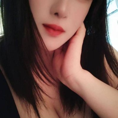eveliinav's profile picture. 