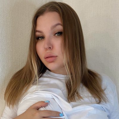 kellysmitloveth's profile picture. Professional Massage Therapist