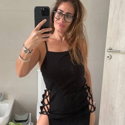 sranddra's profile picture. Exclusive content here for 🫵. Pics/Videos available with my big 🍆 creaming all over these pretty 👣.    Live video with a secure link after payment.   **Venmo