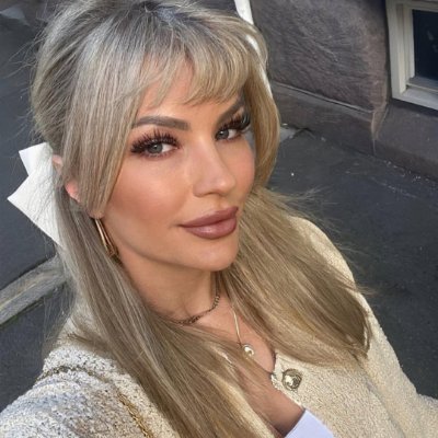 Bennett_HOU's profile picture. Soft voice, strong backbone.
I carry my own weight.
If we walk together, it’s side by side.