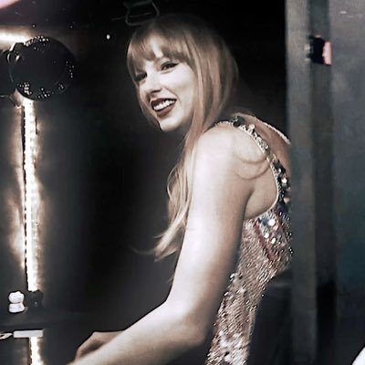 livvyslabyrinth's profile picture. taygracie .𖥔 ݁ ˖ִ ࣪⚝₊ ⊹˚ / heard i hate it here x the lakes!!