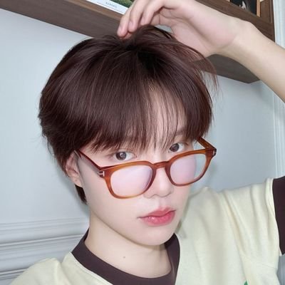 bunnamping's profile picture. RPS — writting acc.