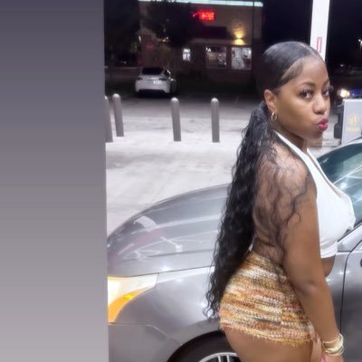 inlovewithbree's profile picture. 25.