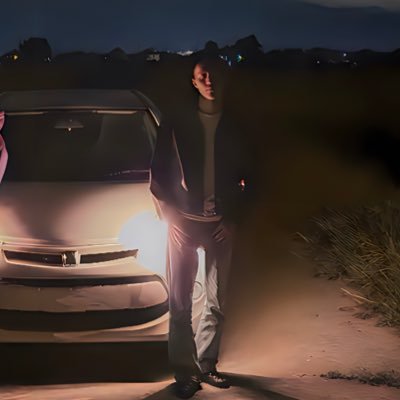 yzklzZ7's profile picture. 03