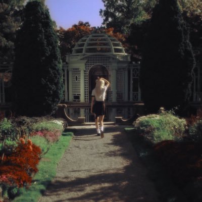 pinkwmoon's profile picture. ⠀⠀#̷ https://t.co/ckR4BogqdZ