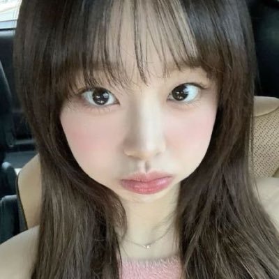 aljcehenry's profile picture. 水月 take me with you, https://t.co/YgsgFZCRI0 .ᐟ⠀ ★ ⠀ 70/30