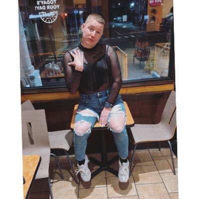 chrissyBunzzz's profile picture. authentic and funny twerk sensation 💕