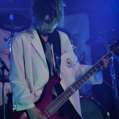 Re_HERESY's profile picture. HERESY / SHADOWS / the GazettEコピバンBa.→@theGajettE   Gt.→@itankyousha / ぼざろコピバンBa./ ⚠︎cosplay