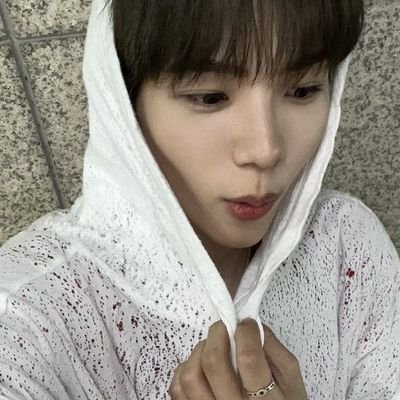 starrosaki's profile picture. #riize and realize ⁉️🗯