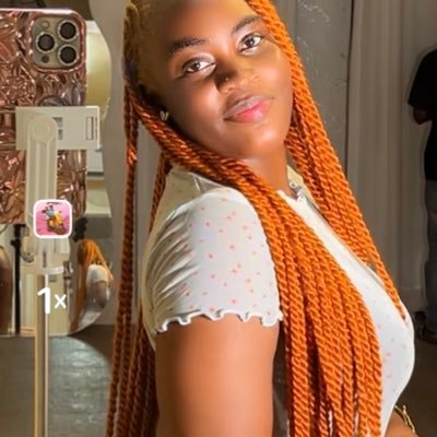 Oluwabukholar's profile picture. •Just a girl🎀 •Budding lawyer👩🏽‍⚖️ •Double as a SMM📌