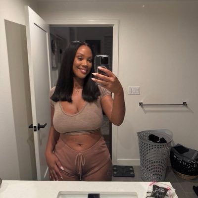 t_tami747's profile picture. Construction 🦺 Engineering👷‍♀️  I help orphanage and homeless people