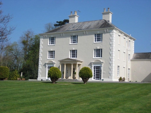 An elegant and beautiful venue in a delightful parkland setting between Taunton and Wellington in Somerset. Only minutes from the M5. Ample Free parking.