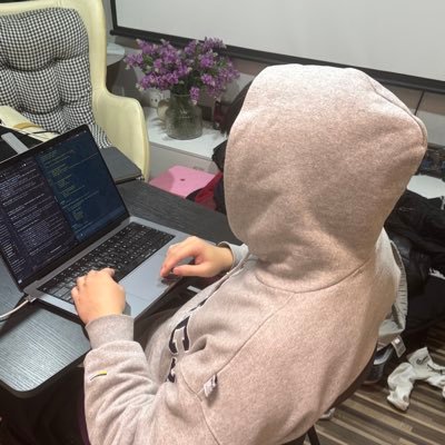 0xErnest247's profile picture. Be the baker, not the beggar.
Builder in logic, Trader in emotion.