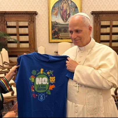 cdavila1165's profile picture. Admirador de la literatura, la historia, la política ecuatoriana y el ajedrez.