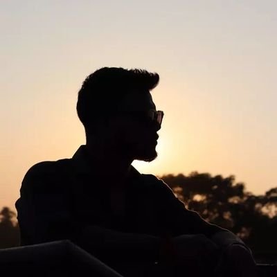 PoyaA635's profile picture. یه جایی مولانا خیلی قشنگ میگه:  چو خدا بُوَد پناهت،چه خطر بُوَد ز راهت…؟ ️