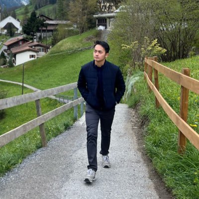 unhingedcat_'s profile picture. Sports, work, life, and everything in between.