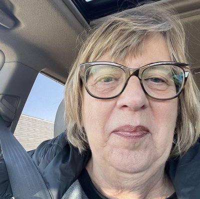 Michelle84095's profile picture. 