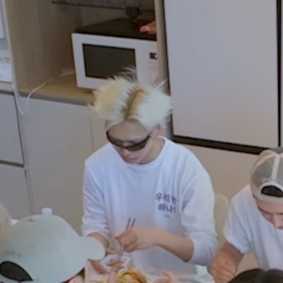 rikicore281660's profile picture. 