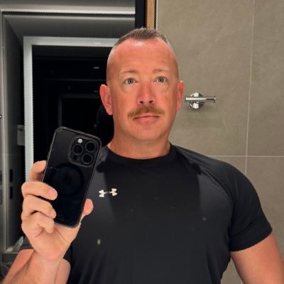 navyfiaschi's profile picture. Man’s man, married to a dude, conservative, jack of all trades, master of some.