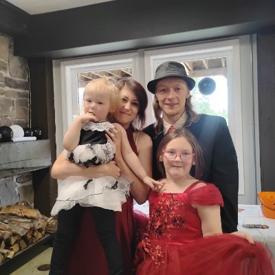 mosgx2's profile picture. stillbirth/medical/autism mom
Eliza🖤 ~ Malakai👼 (Stillbirth)~ Eevie🌈 

@mosgx1