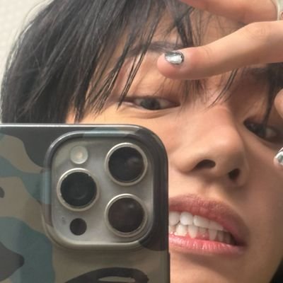 riwuring's profile picture. kkeomchiz pilled