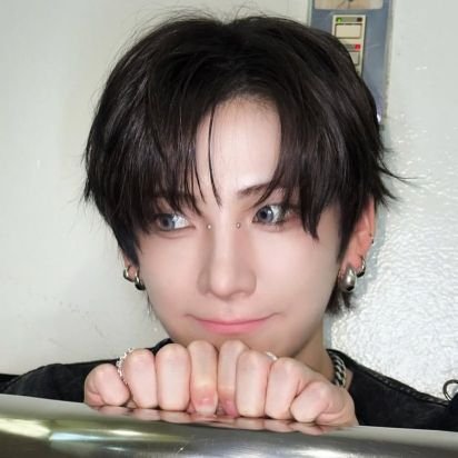 mydalkomiyum's profile picture. Pls follow my new acc: @mydalkomiyuma