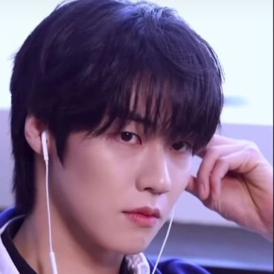 istjjjjjjjj's profile picture. .