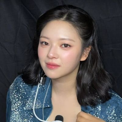 giey_piece's profile picture. #트와이스 | ISTJ | 09/30/23 • 06/01/24 • 10/04/25 | OT9🍭 | 🩵💚🤍 bias