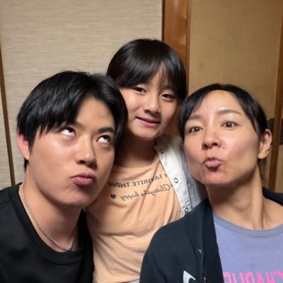 marikousei_uw's profile picture. 13歳差夫婦の価値観エンタメ👫｜こうせい(27) まりこ(40)｜恋愛観・オープンマリッジ｜※一部演出があります｜公式提携：既婚者クラブ・保険相談「ガーデン」｜お仕事依頼は↓リンク