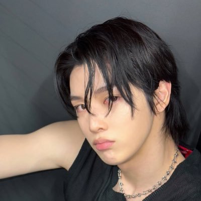 zephyrtjdcks's profile picture. 