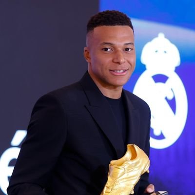 _KylianVerse_'s profile picture. Here for our wonder boy ✨✨️ @KMbappe ✨️✨️