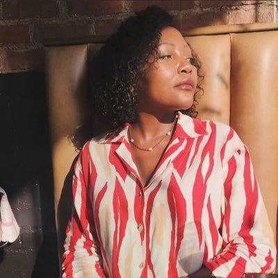 Mbali_M's profile picture. African | Academic - Wits & Henley B. School Alumna | Supply Chain | Lover