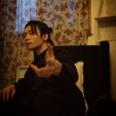 yugillowbody's profile picture. 