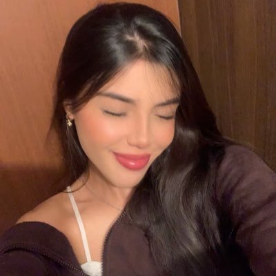 LorenaS281's profile picture. ✨