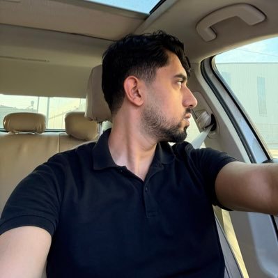 bhz033's profile picture. 