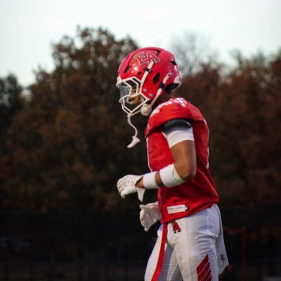 chavezmig7's profile picture. Denver East | C/O 2028 | 4.51 W GPA | Safety/RB | 5’9, 158 | (505-910-0074) | {https://t.co/4bRXnOPwIf}