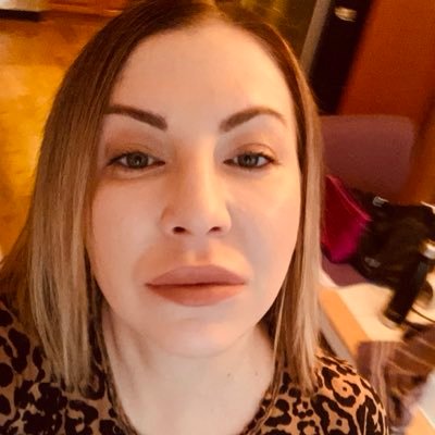 Bea_aime2amours's profile picture. 