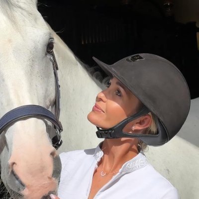 doreenalt1980's profile picture. A proud mother who loves adventure and exploration.🏎🌳🚴‍♀️🏇