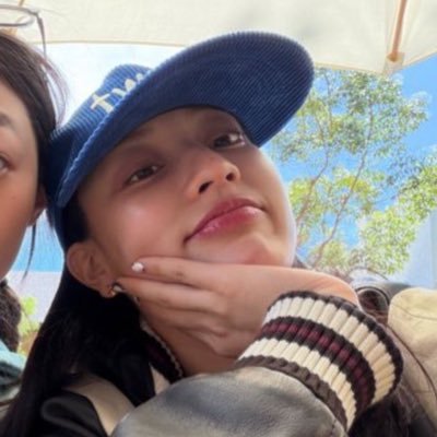 jjhyopark's profile picture. jihyo do twice jogou agua no meu olho | @vascodagama