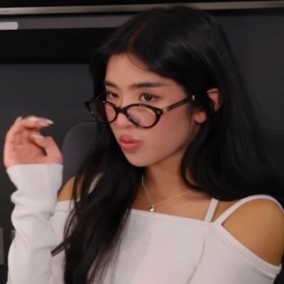 hangeism's profile picture. 